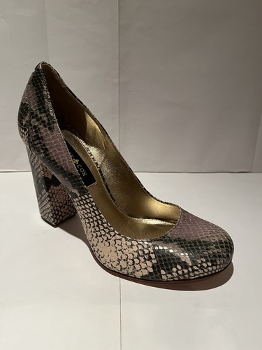 Brand new women - **,
